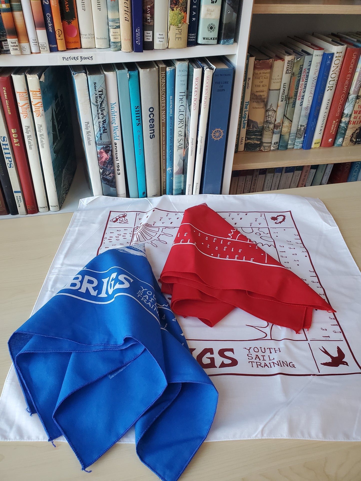 Example Listing: Bandana